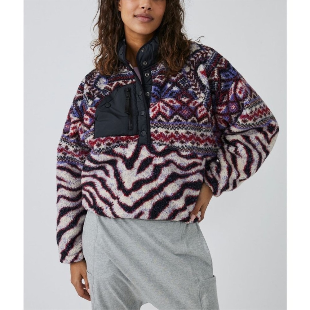 FP Movement Rocky Ridge Pullover in Purple Zebra Combo Size S